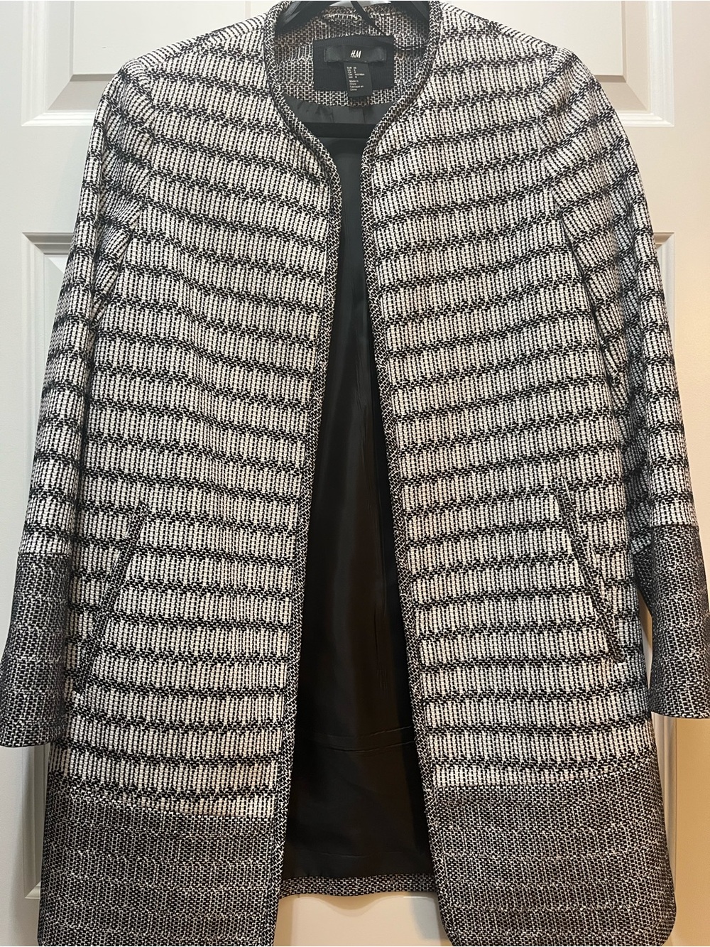 H&M Black & White Patterned Open-Front Women's Cardigan Coat